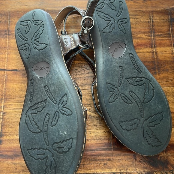 B.O.C. Born Strappy brown flat sandals size 10 huaraches thongs - Picture 5 of 13